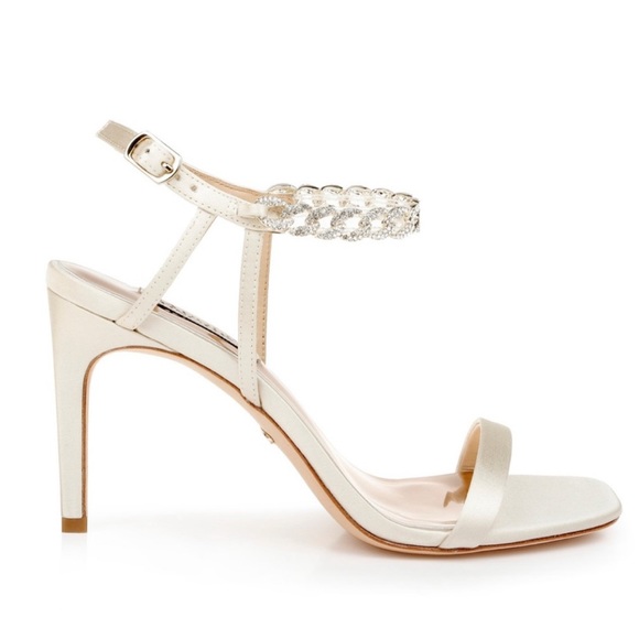 Badgley Mischka Kai Ivory Satin Crystal Heels - Picture 3 of 12